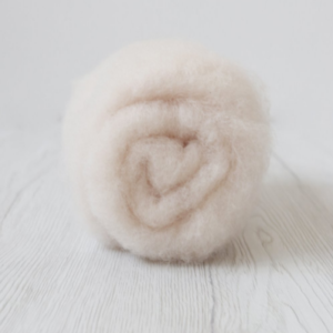 Carded Maori Wool - Cherry Blossom